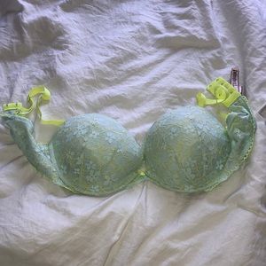 Victorias Secret Very Sexy push-up 36D NWT
